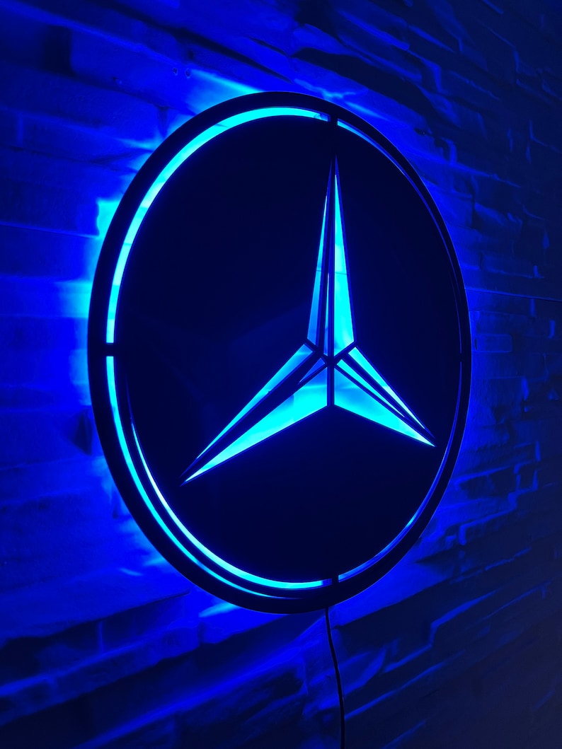 Mercedes Logo LED: Illuminate Your Automotive Passion_driver_apparel_drivi.store